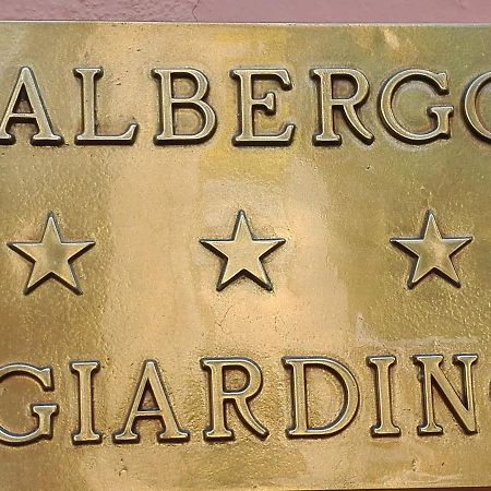 Albergo Giardino Toscolano Maderno Extérieur photo
