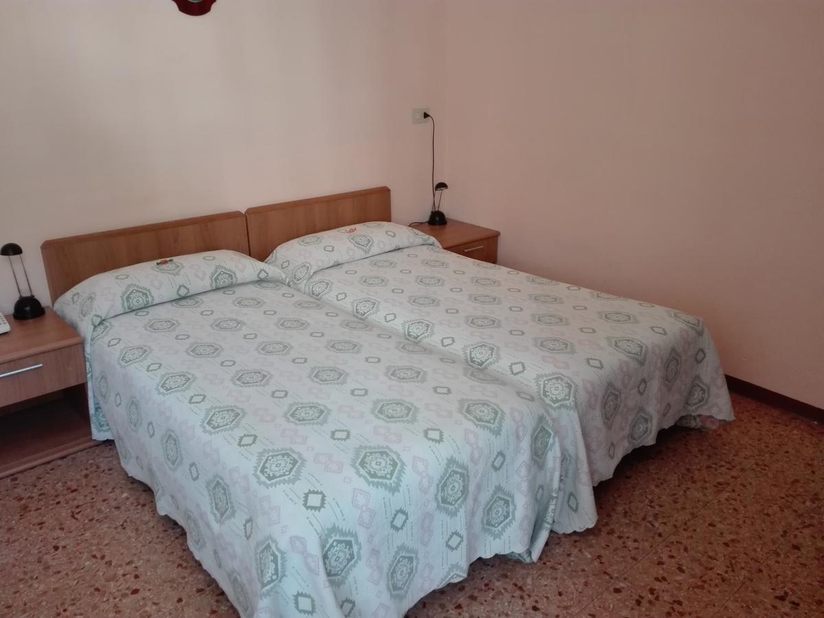 Albergo Giardino Toscolano Maderno Extérieur photo